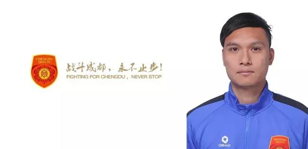 你怎么解释？那人吓了一跳，他平时跟张局关系很好，算得上是对方的心腹之一。